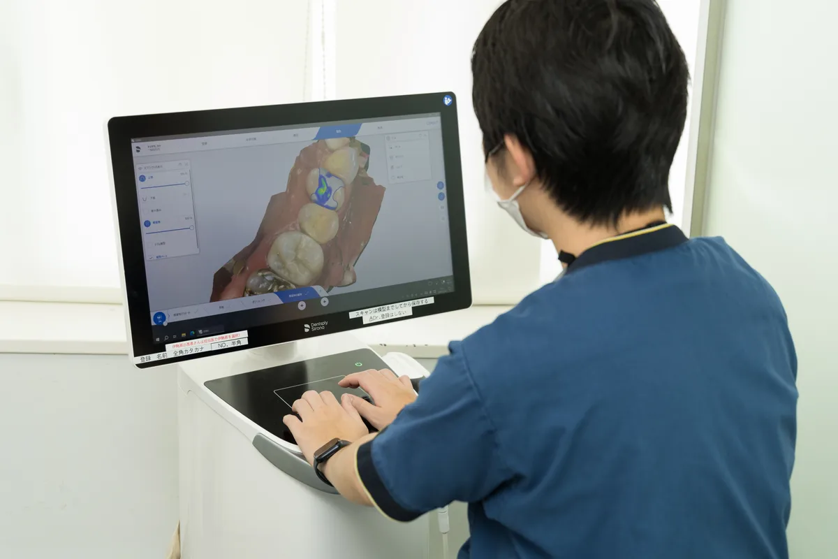 型取りの様子